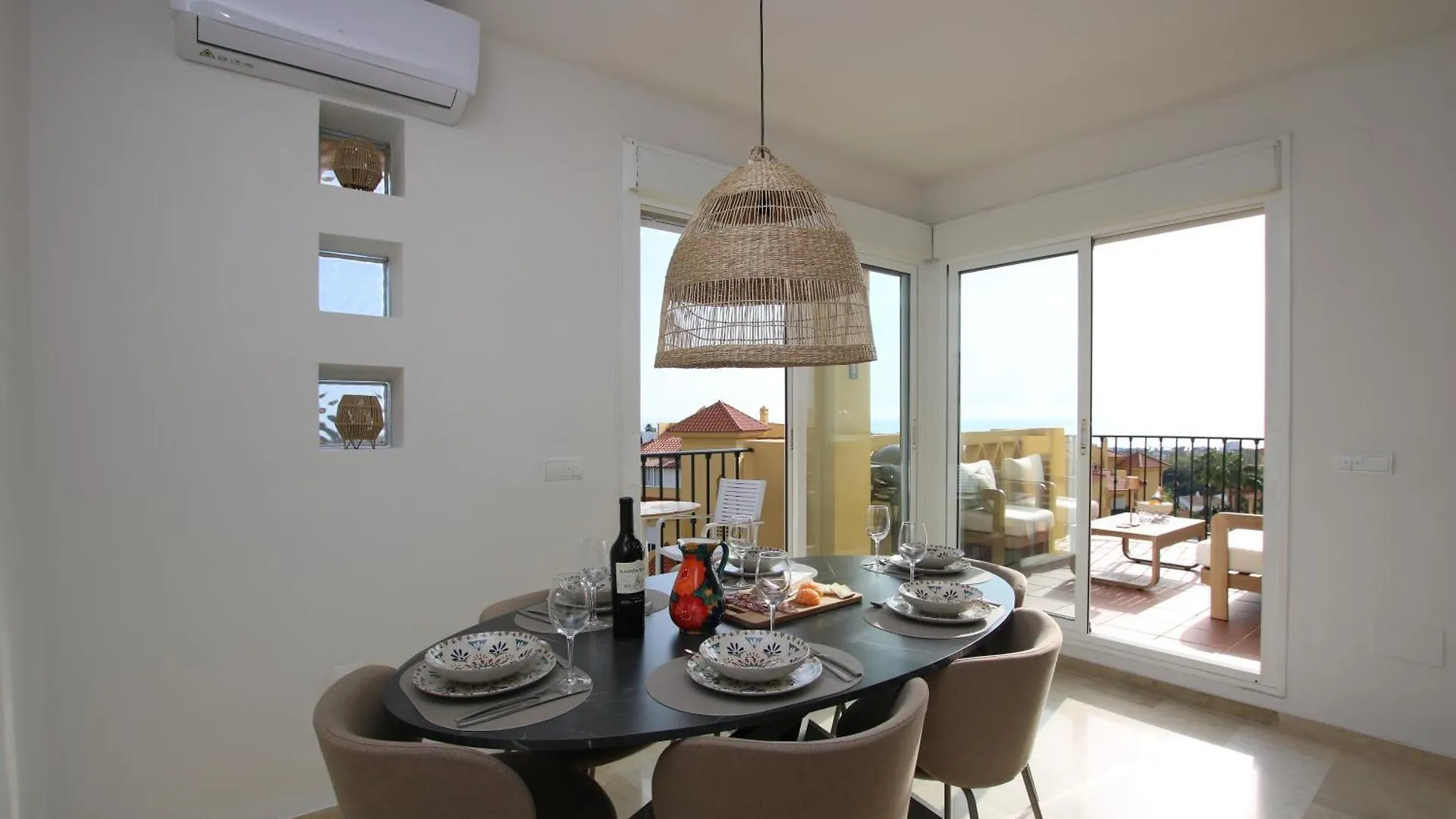 Apartamento Luxe Appartement In Mijas Met Zeezicht & Zwembad Sitio de Calahonda